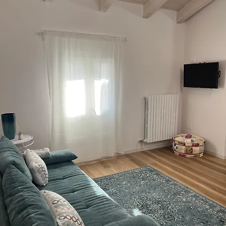 Mansarda Del Duca Apartment