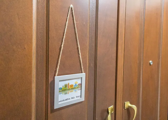 Apartment Mansarda Del Duca Parma